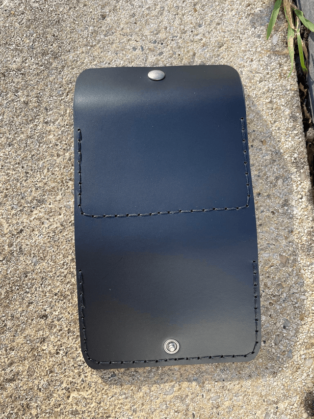 Porte-cartes/porte-monnaie noir à motif gris
