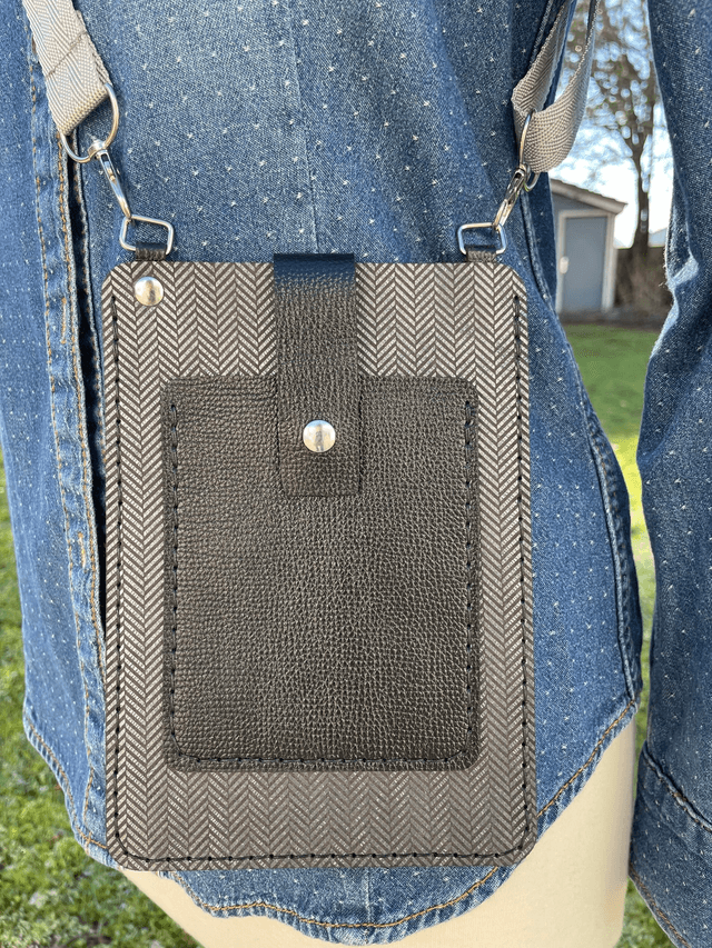 Sac bandoulière gris chevron/noir