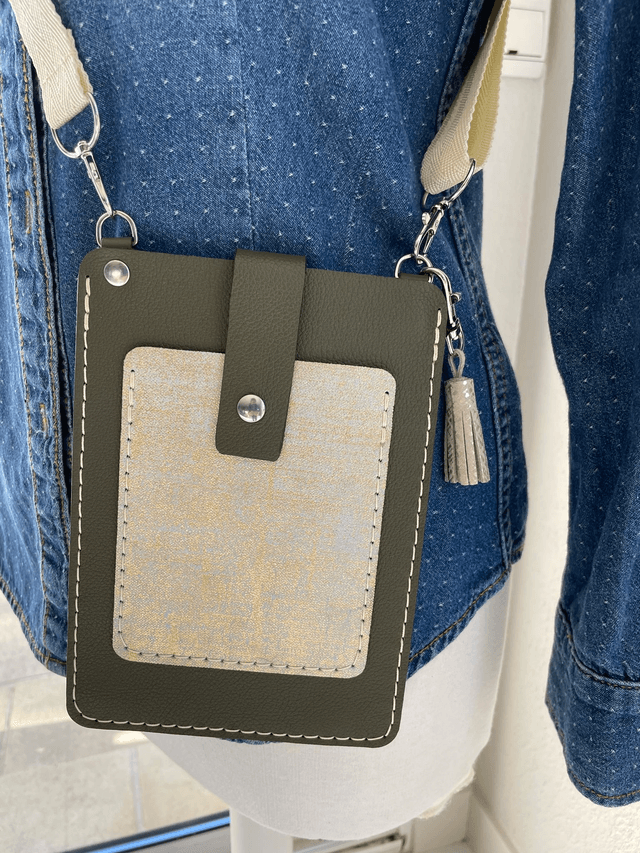 Pompon beige avec motif